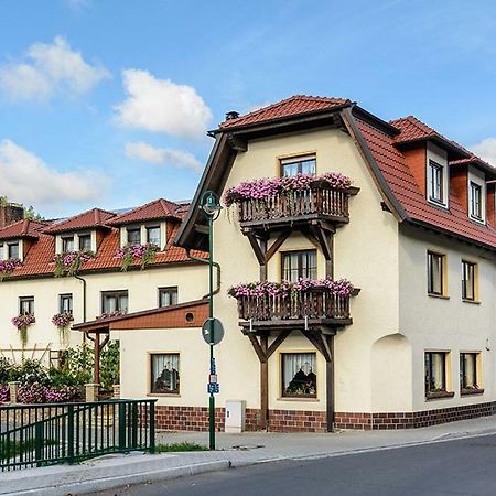 Pension Zur Gruenen Eiche Kaulsdorf Экстерьер фото