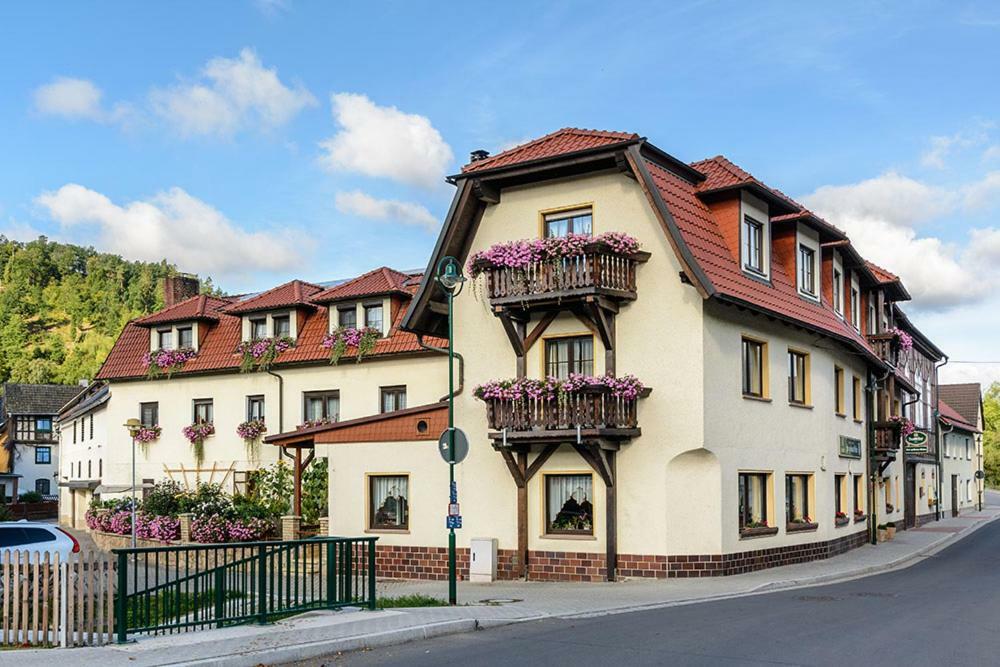 Pension Zur Gruenen Eiche Kaulsdorf Экстерьер фото